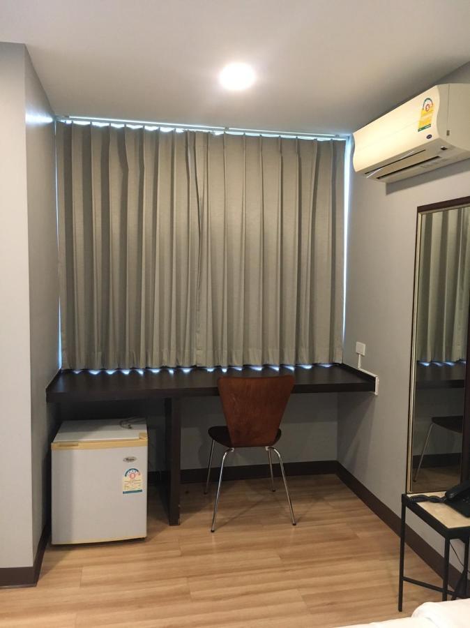 YWCA Hotel Bangkok Kültér fotó