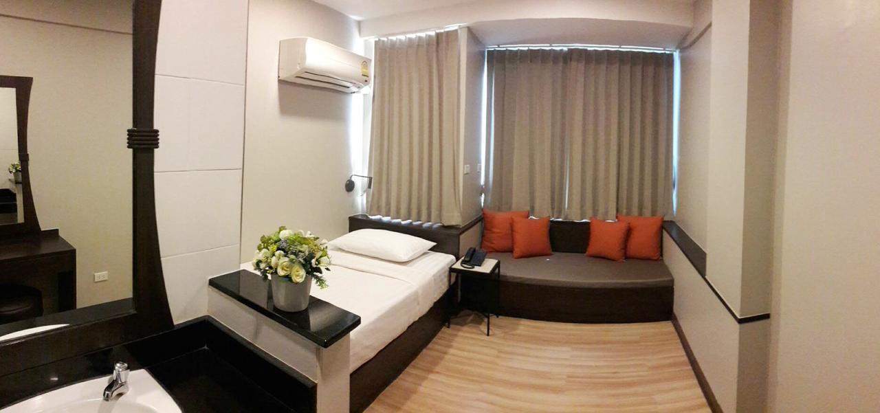 YWCA Hotel Bangkok Kültér fotó